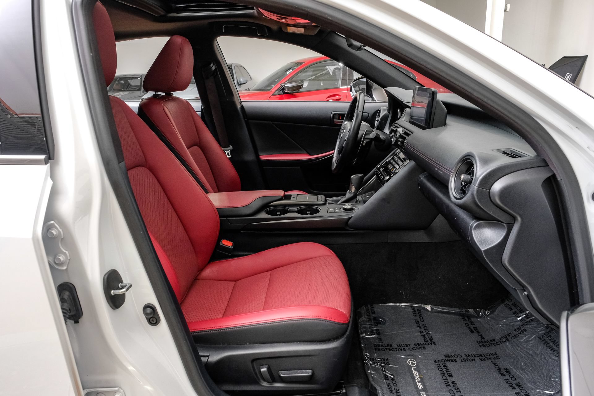 Used 2025 Lexus IS 350 F Sport RWD image 36