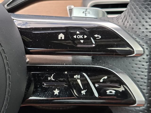Used 2024 Mercedes-Benz GLS 580 4MATIC image 21
