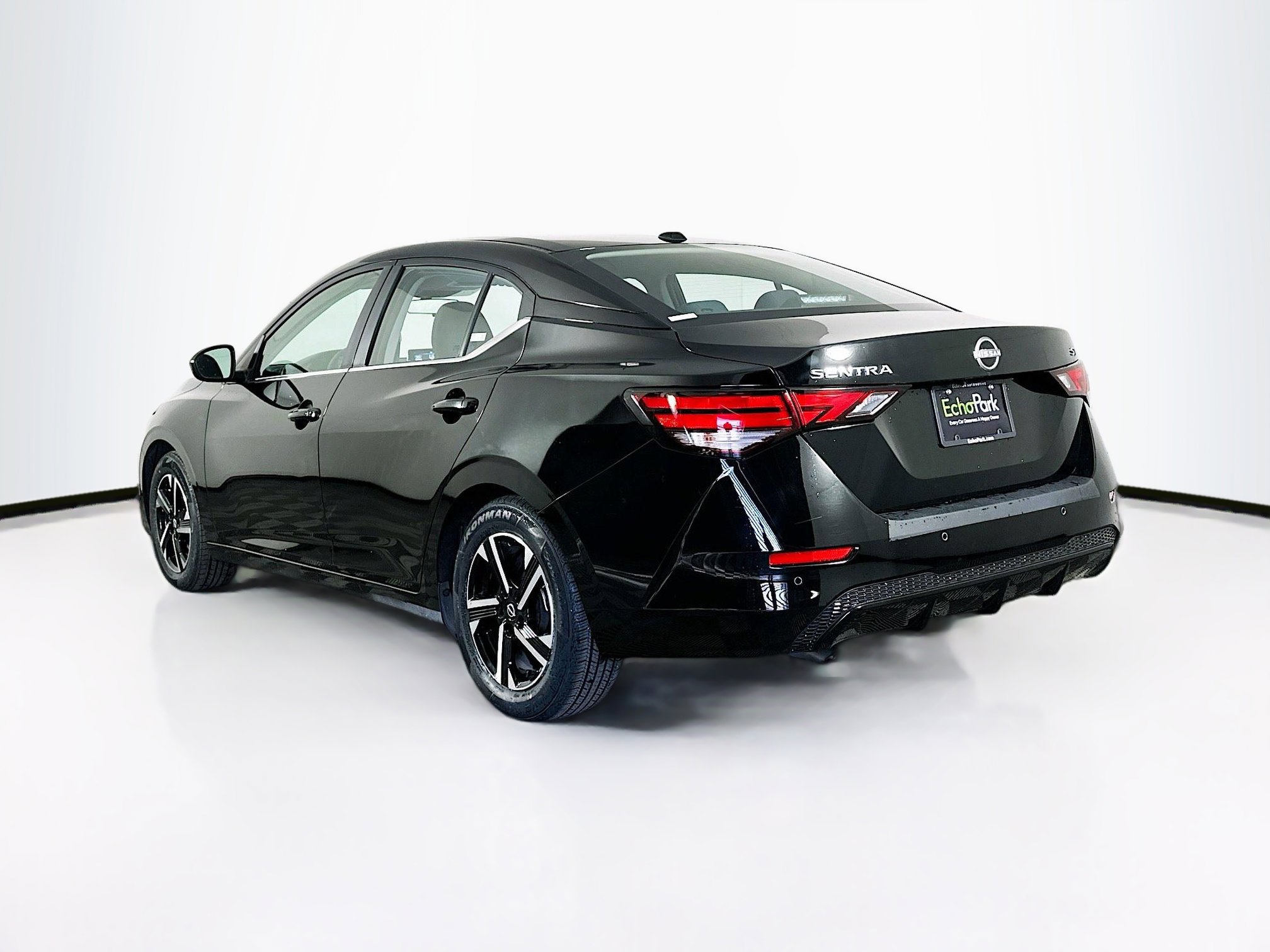 Used 2024 Nissan Sentra SV image 5