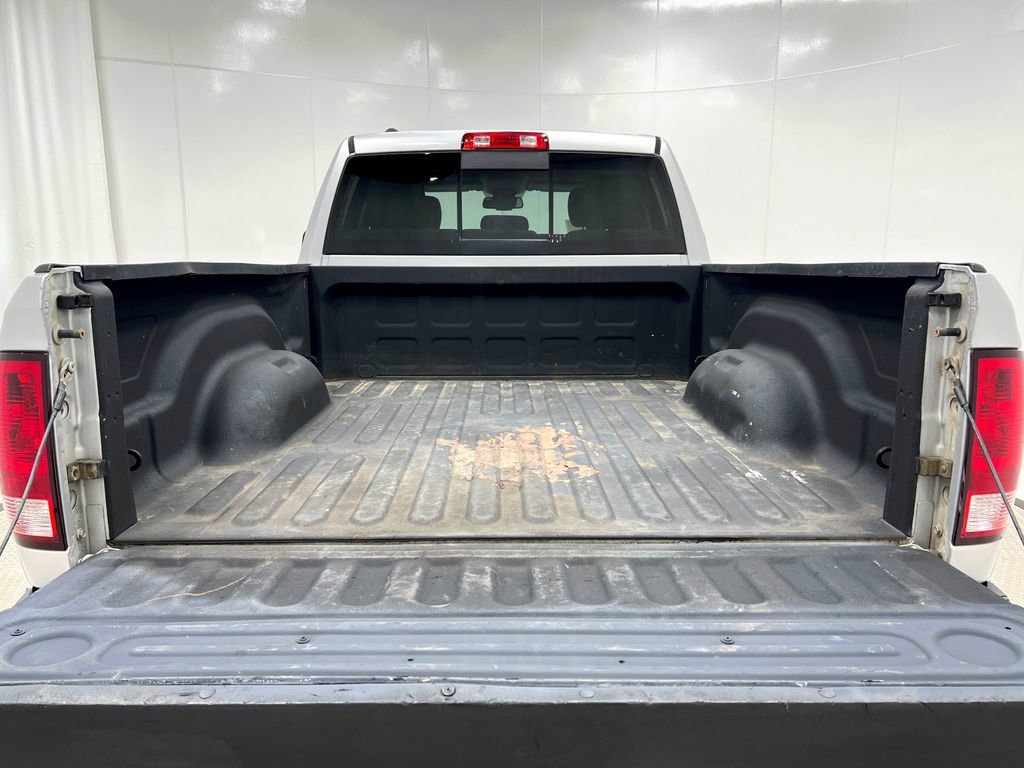 Used 2015 RAM 1500 Classic SLT w/ Luxury Group AWD/4WD image 25