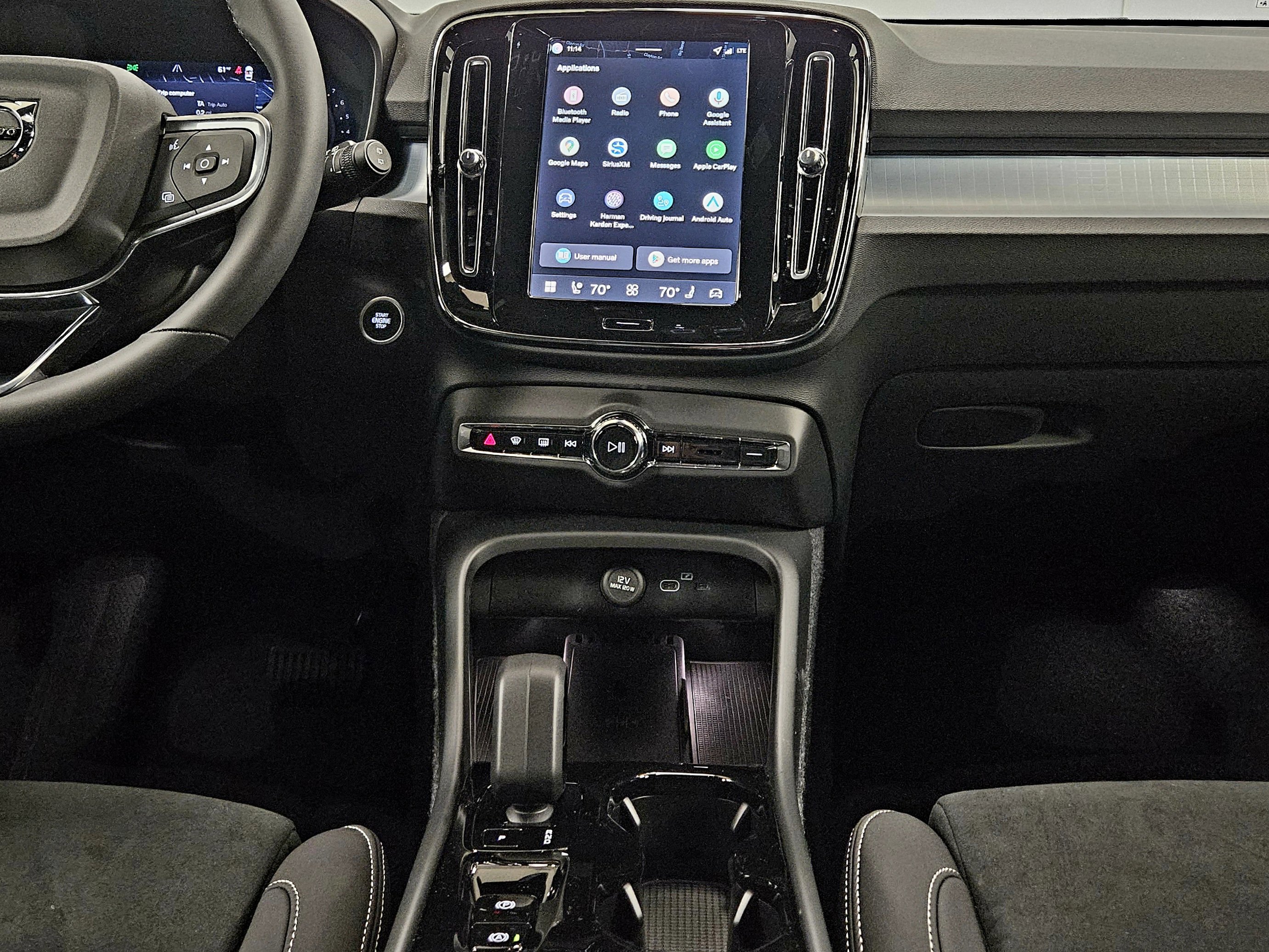 New 2026 Volvo XC40 B5 Ultra w/ Climate Package AWD/4WD image 16