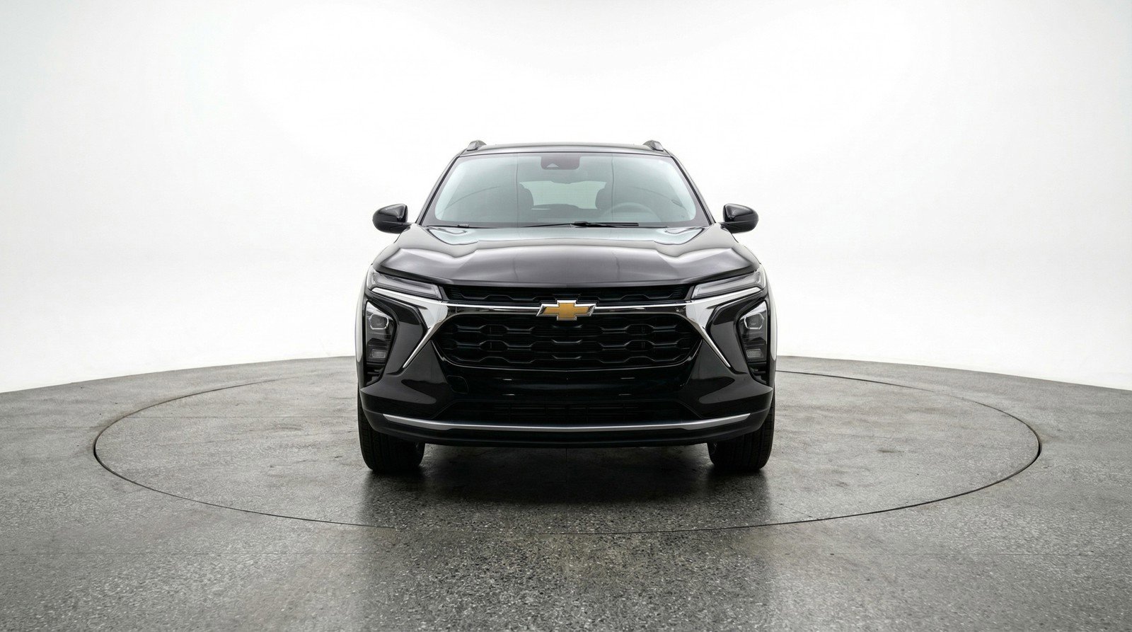 Used 2025 Chevrolet Trax LT image 2