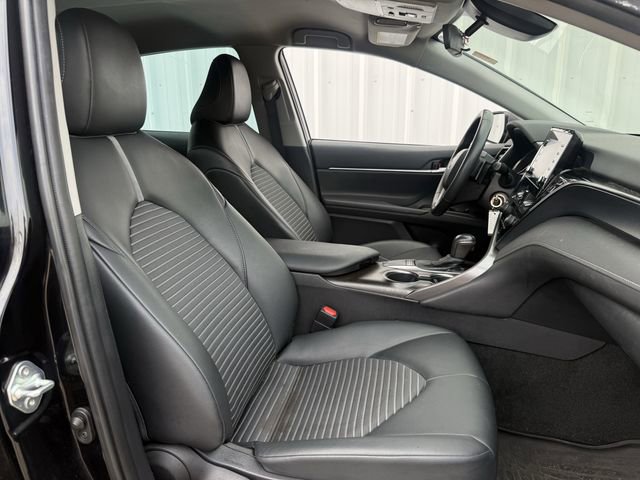 Used 2022 Toyota Camry SE FWD image 26