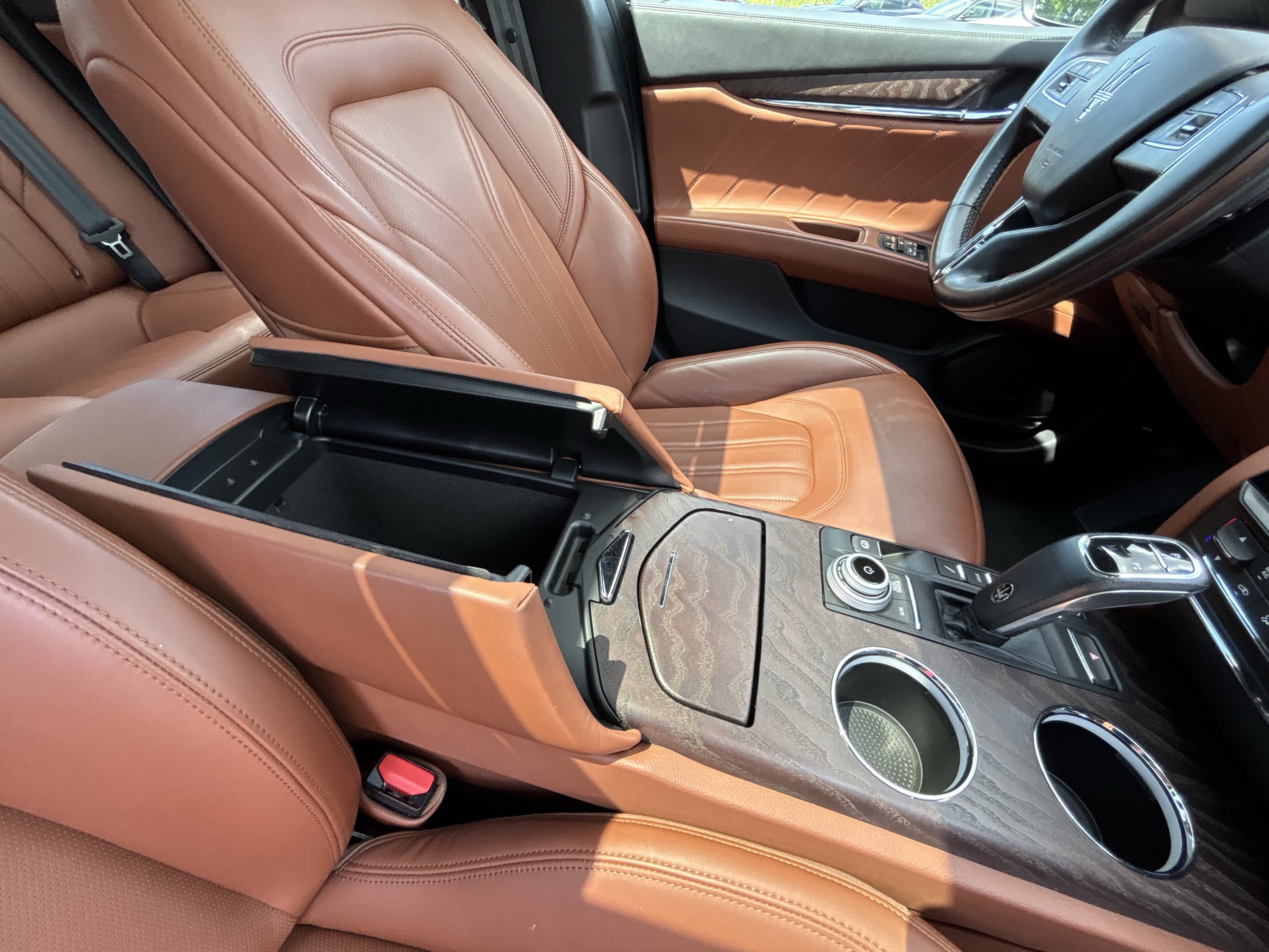 Used 2023 Maserati Quattroporte GT RWD image 33