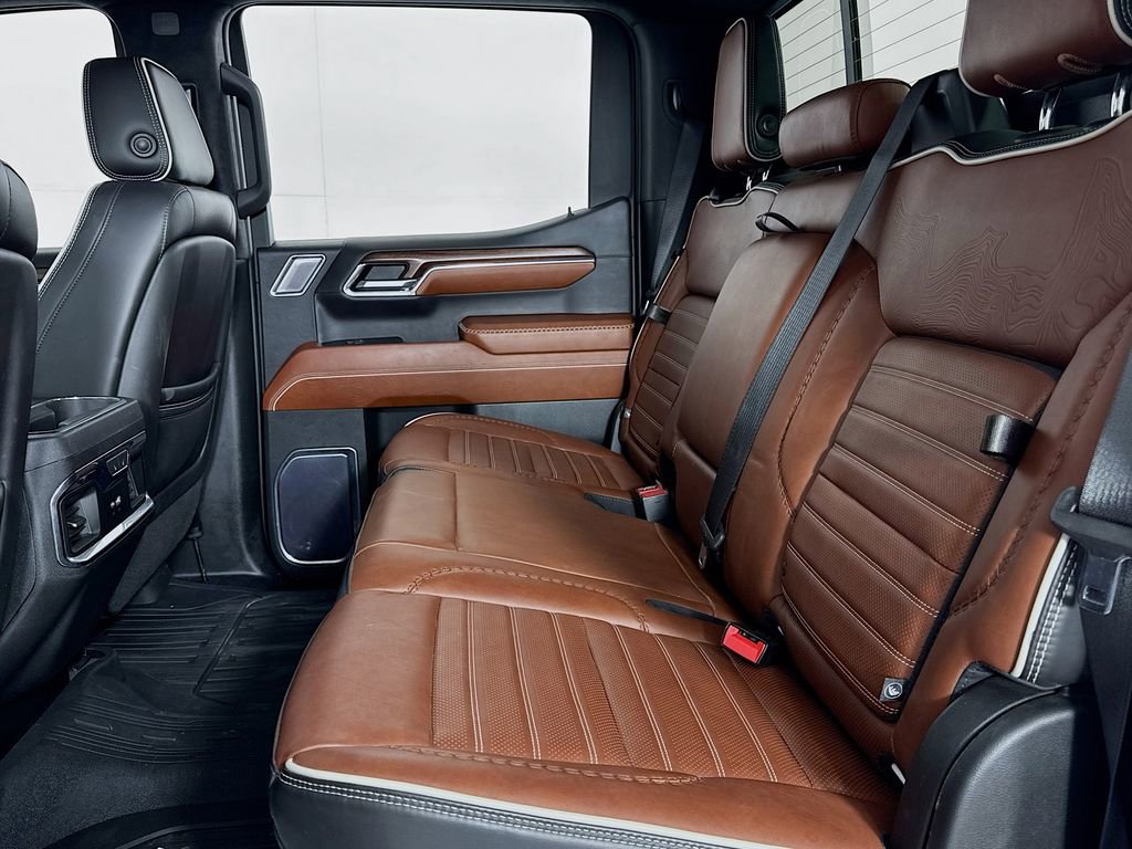 Used 2023 GMC Sierra 1500 Denali Ultimate image 13