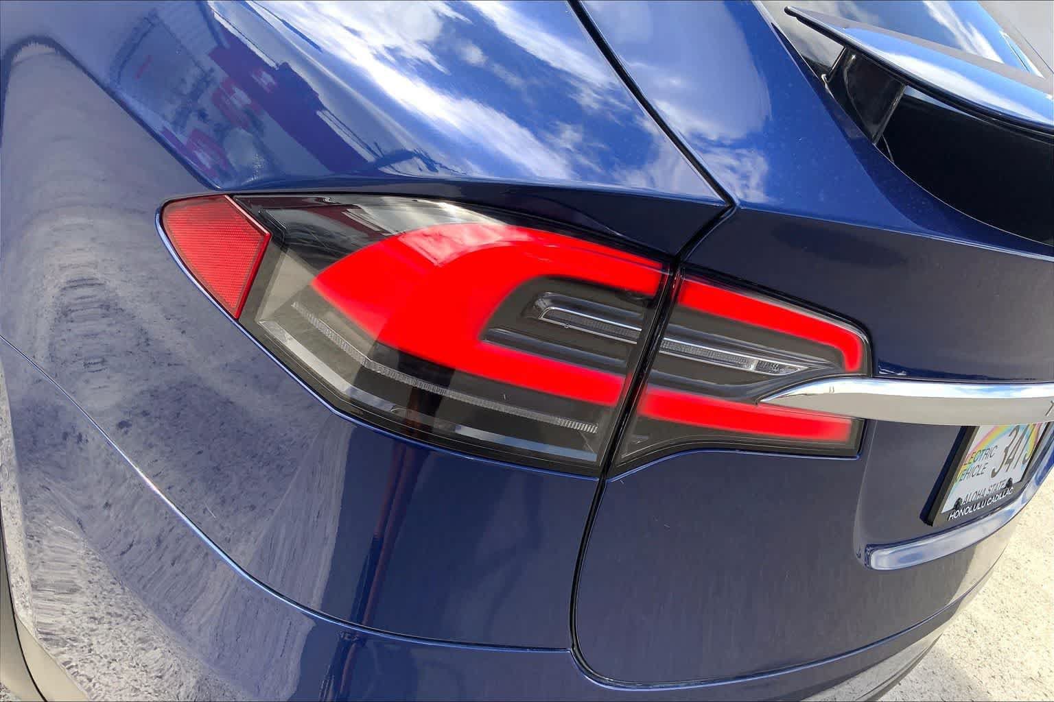 Used 2021 Tesla Model X Long Range AWD/4WD image 32