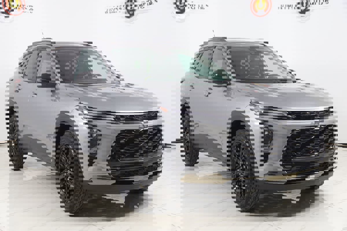 Used 2024 Chevrolet Trax ACTIV w/ Sunroof Package image 23