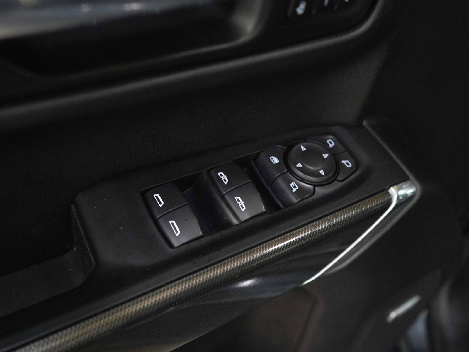 Used 2020 GMC Sierra 1500 AT4 w/ AT4 Premium Package AWD/4WD image 18