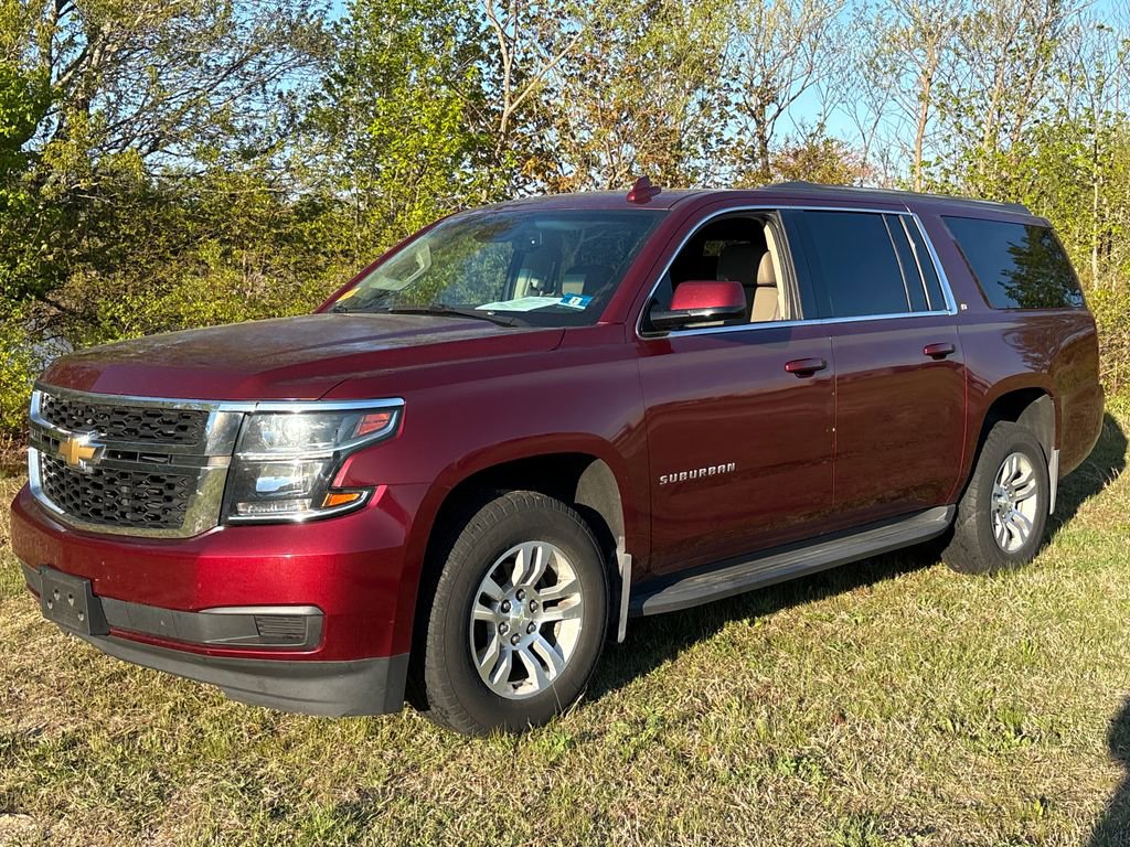 Used 2018 Chevrolet Suburban LT AWD/4WD image 2