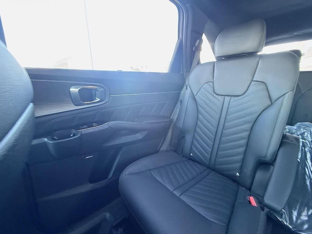 New 2025 Kia Sorento SX Prestige AWD/4WD image 13