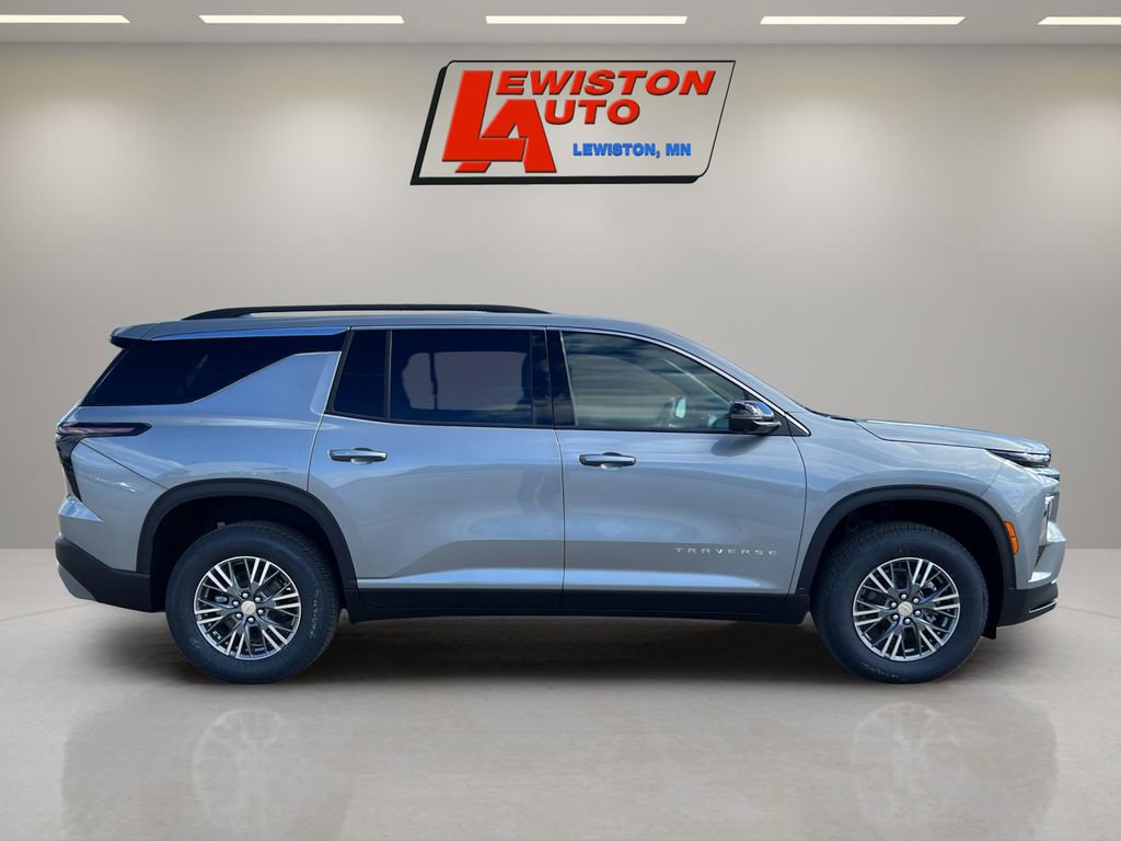 New 2026 Chevrolet Traverse LT w/ Driver Confidence Package AWD/4WD image 13