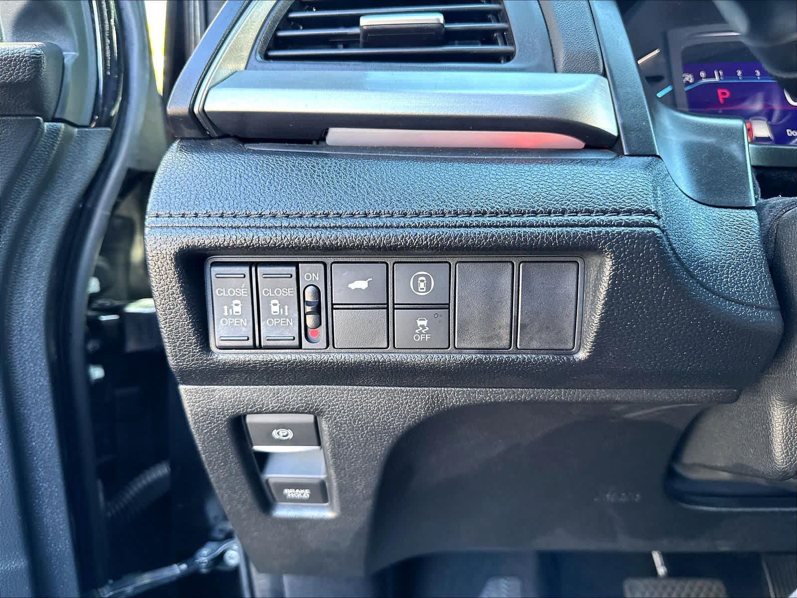 Used 2023 Honda Odyssey Sport image 37