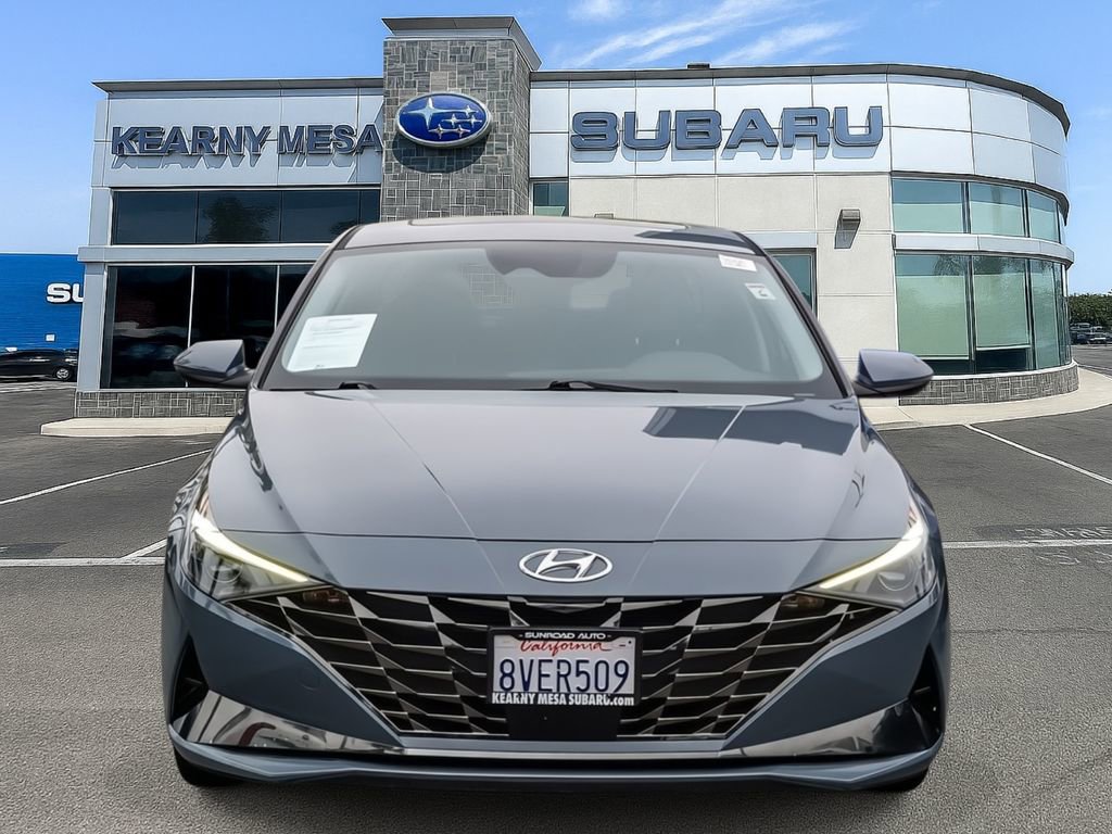 Used 2021 Hyundai Elantra SEL w/ Convenience + Premium Package FWD image 2