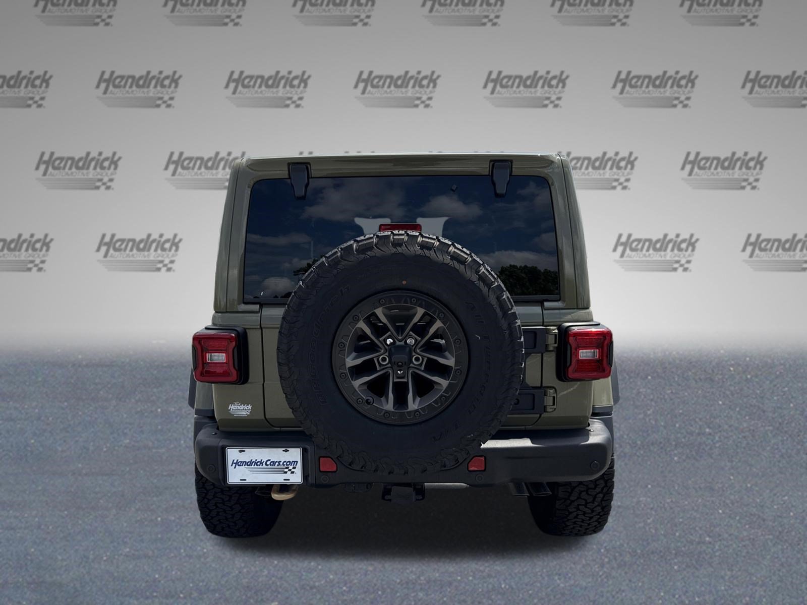 Certified 2025 Jeep Wrangler Unlimited Rubicon 392 AWD/4WD image 8