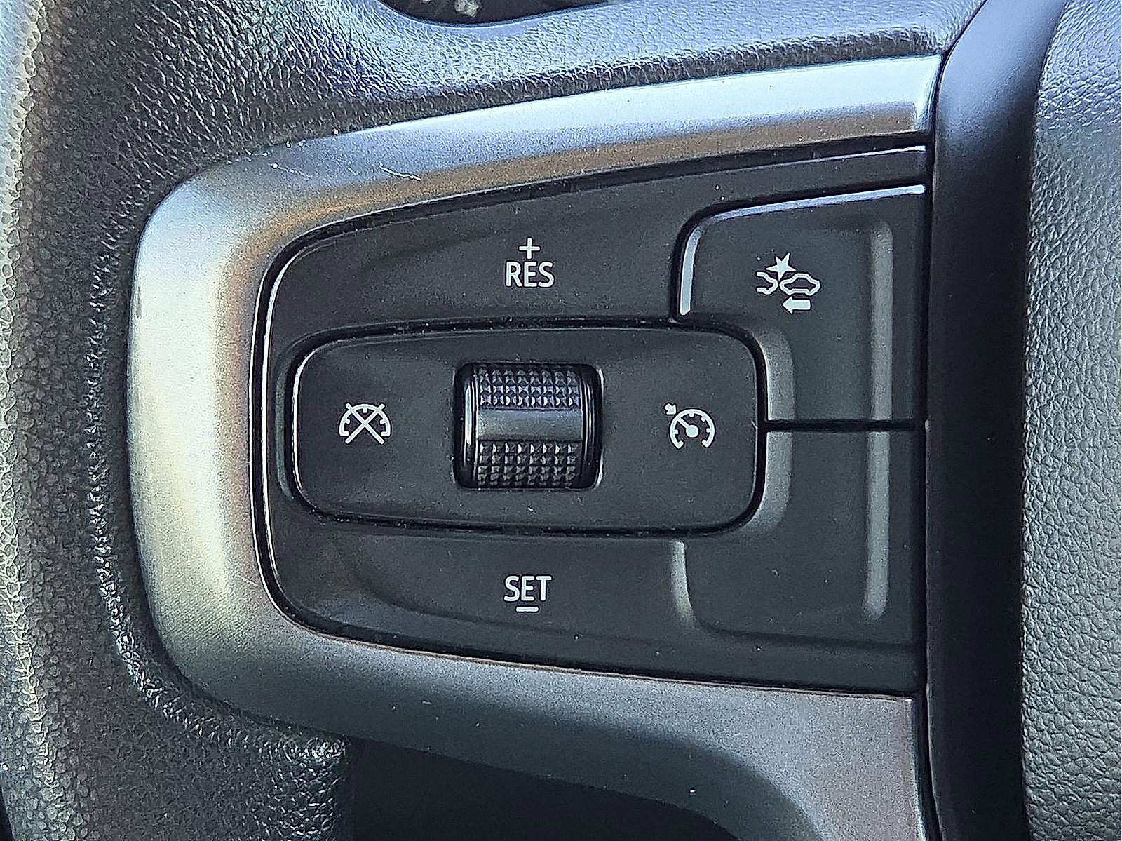 Used 2022 Chevrolet Silverado 2500 Custom w/ Custom Value Package image 21