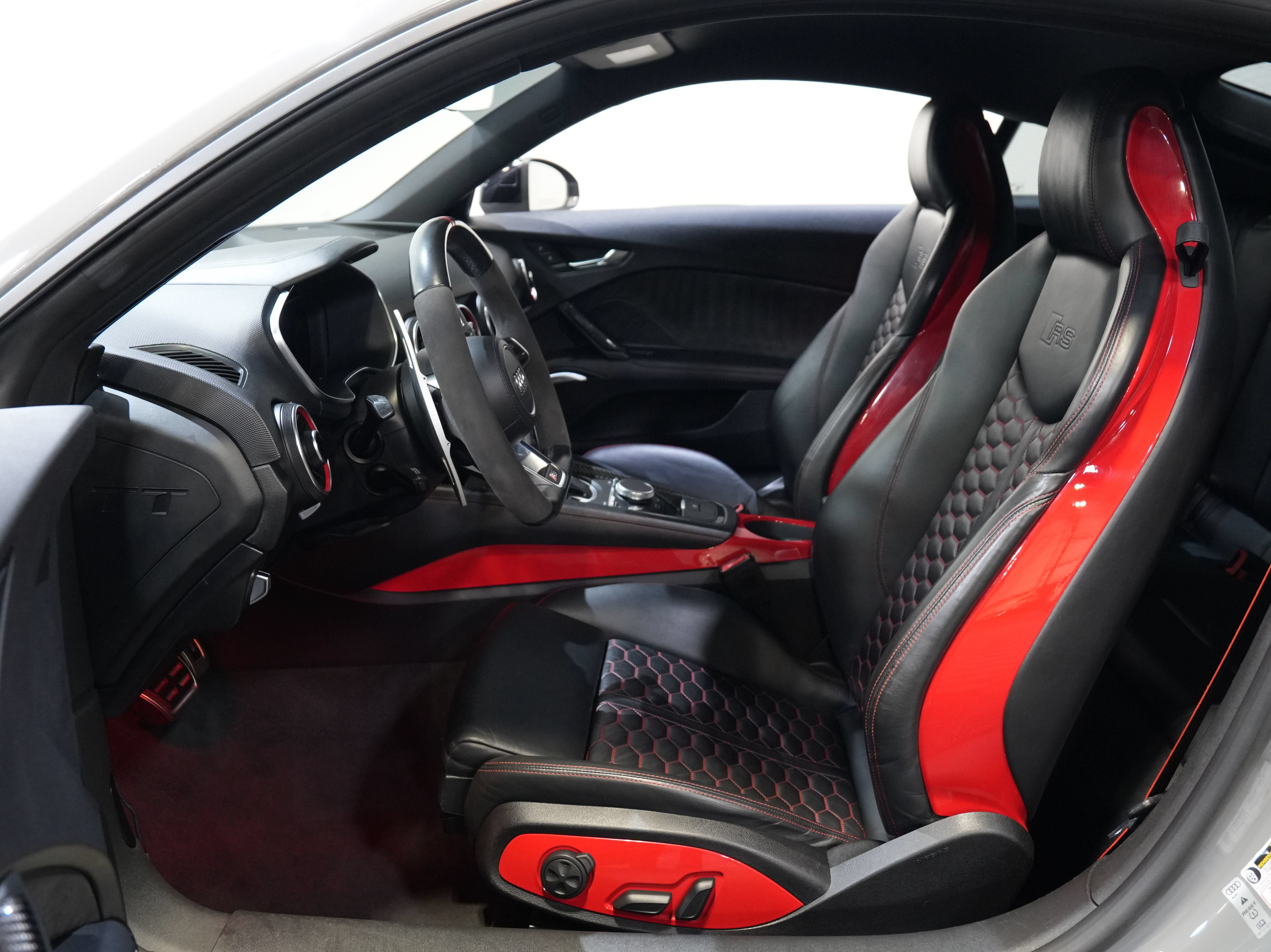 Used 2019 Audi TT RS w/ Technology Package AWD/4WD image 28