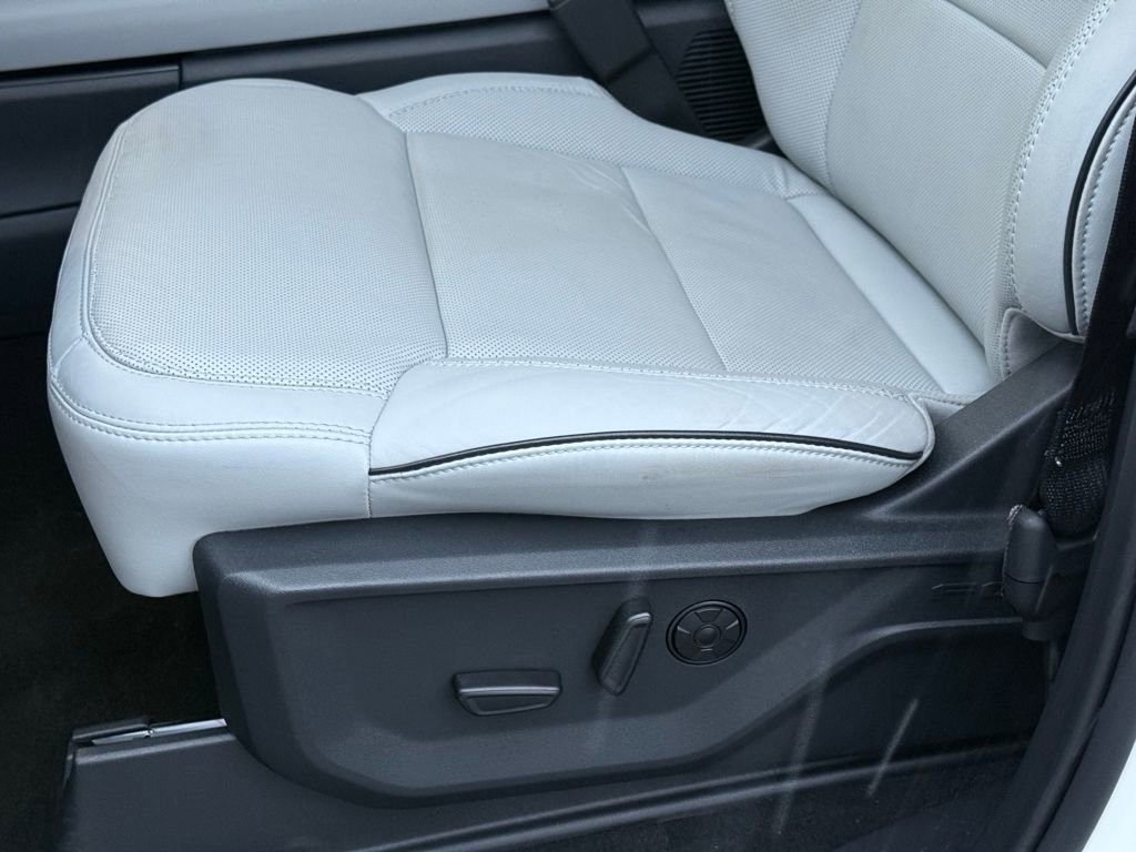 Certified 2025 Ford Expedition Max Platinum w/ Platinum Ultimate Package image 30