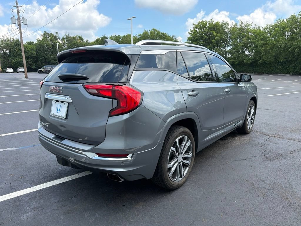 Used 2018 GMC Terrain Denali w/ Advanced Safety Package FWD image 5