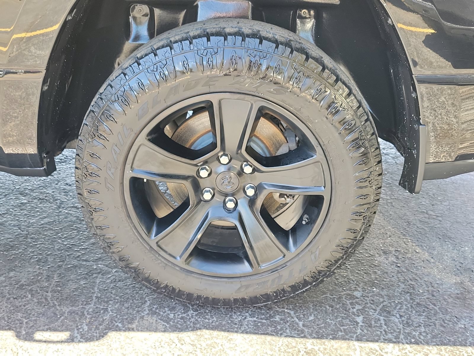 Used 2020 RAM 1500 Big Horn AWD/4WD image 10