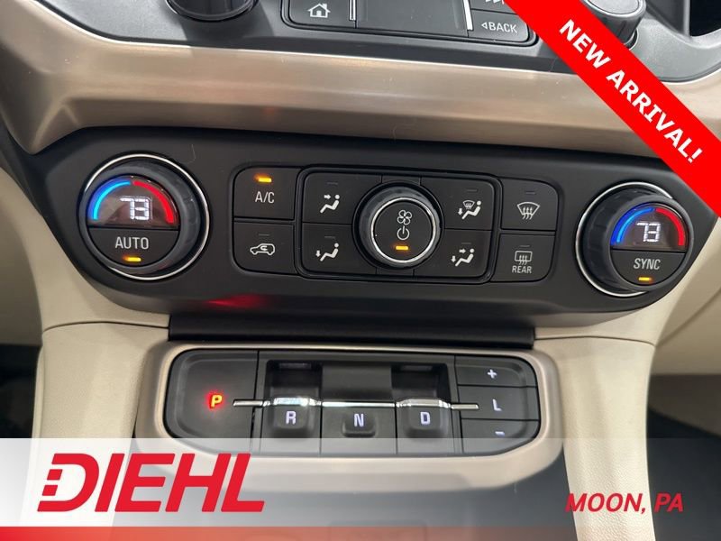 Used 2022 GMC Acadia Denali w/ Denali Ultimate Package AWD/4WD image 27