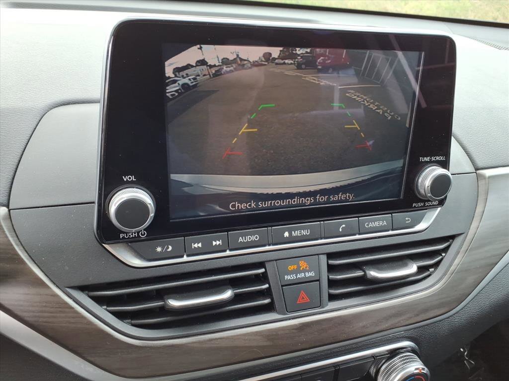 Certified 2023 Nissan Altima 2.5 SV FWD image 22