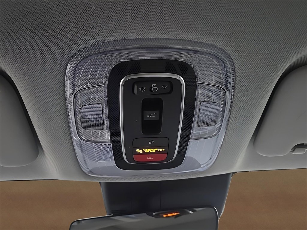 Certified 2024 Hyundai Elantra Limited image 30