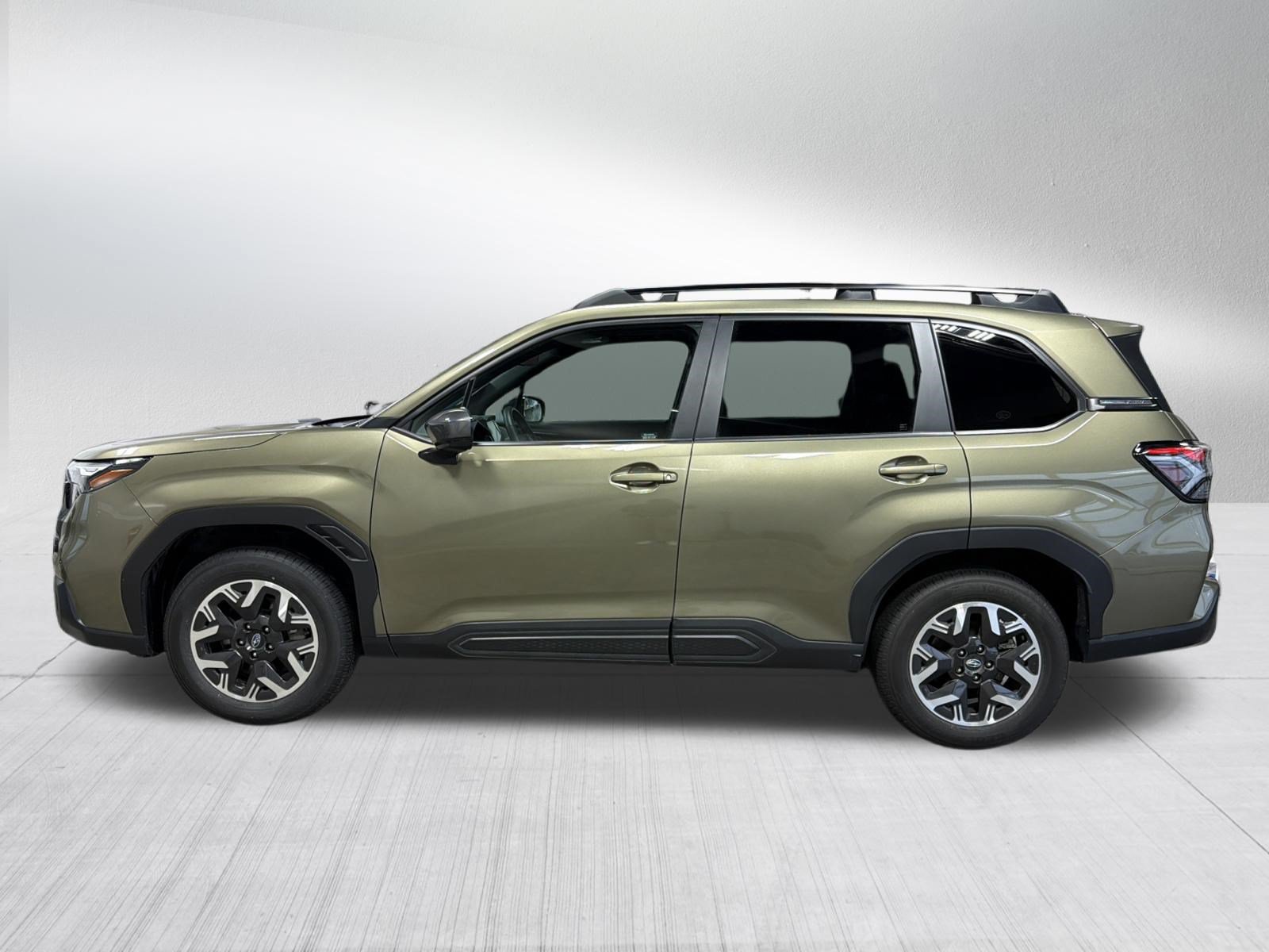 Certified 2026 Subaru Forester Premium w/ Base/Premium Plus Package AWD/4WD image 4