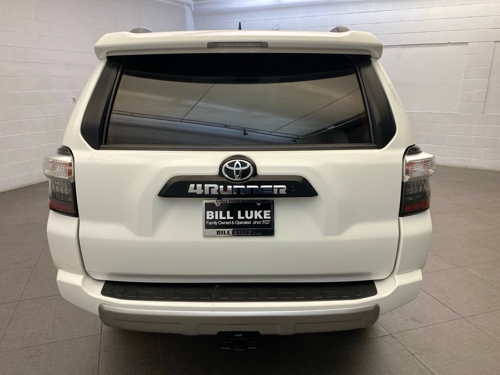 Used 2023 Toyota 4Runner TRD Off-Road Premium AWD/4WD image 9
