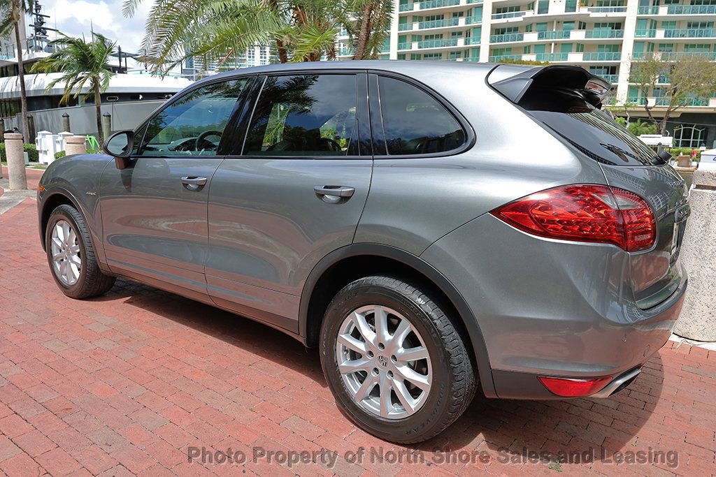 Used 2014 Porsche Cayenne Diesel AWD/4WD image 5