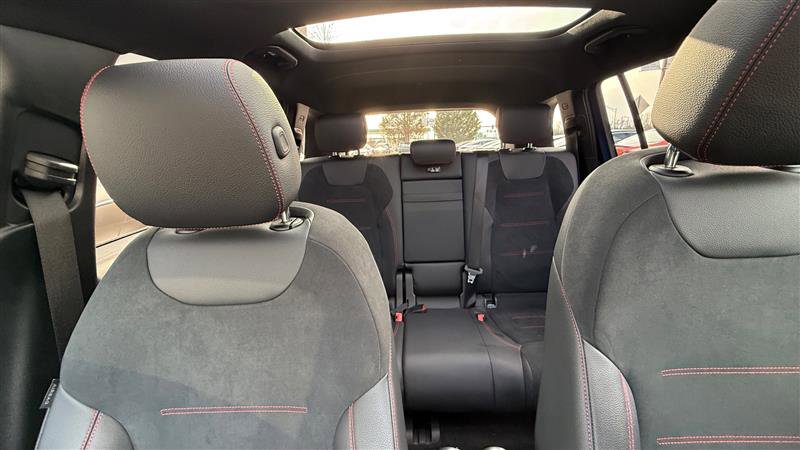 Used 2024 Mercedes-Benz GLB 250 image 47