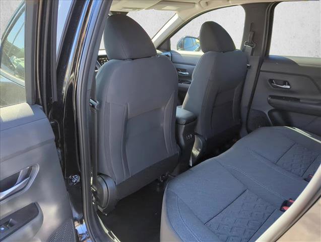 New 2026 Nissan Kicks SV w/ Illumination Package image 15
