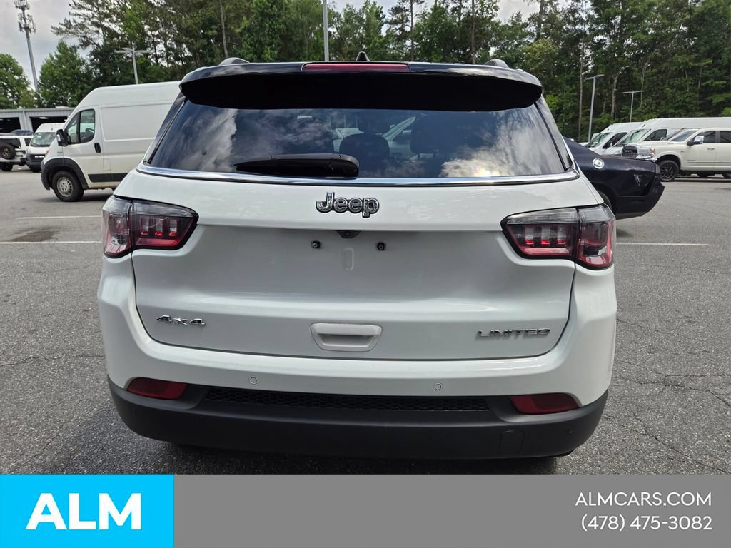 Used 2025 Jeep Compass Limited AWD/4WD image 10