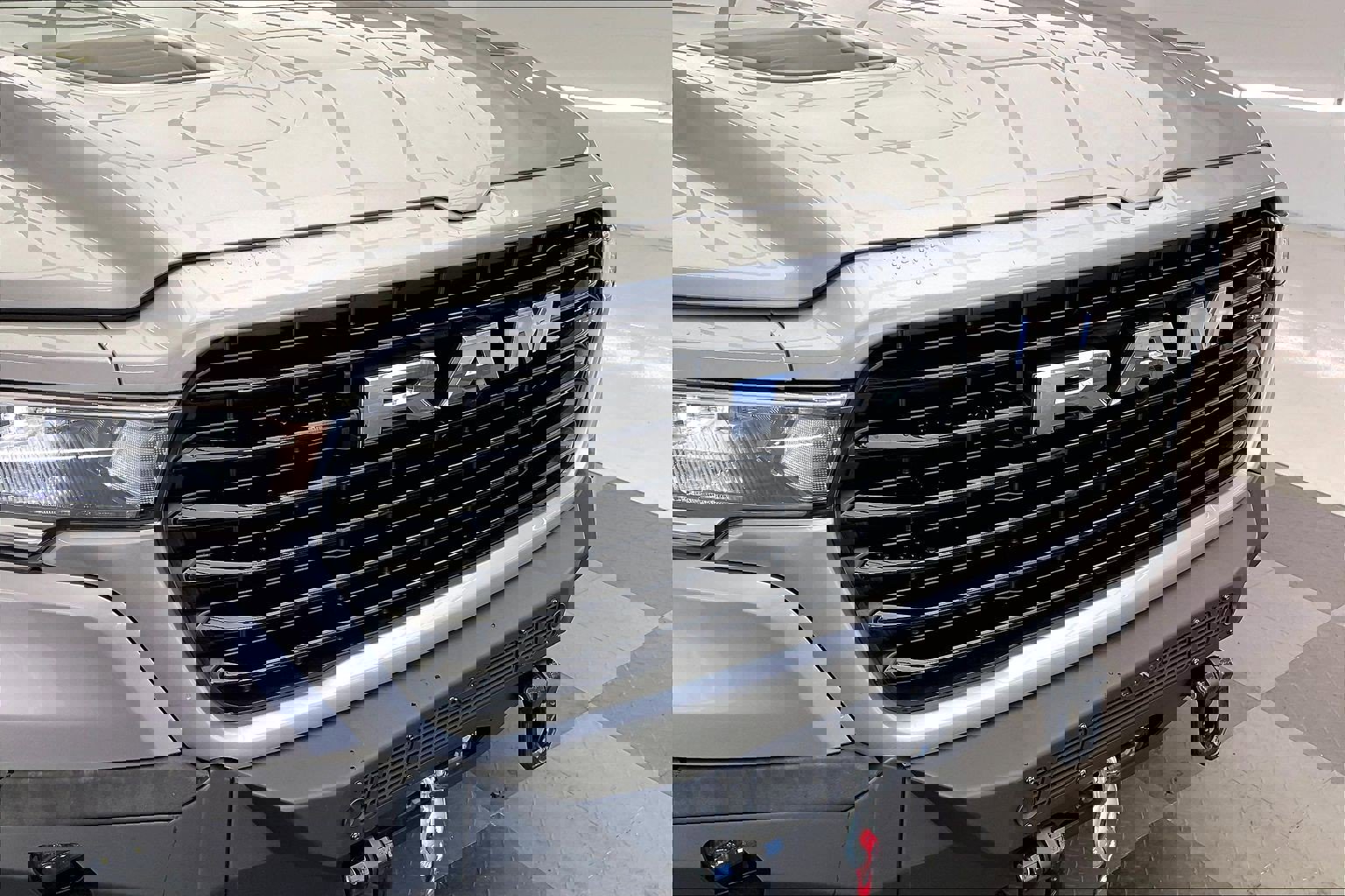 Used 2025 RAM 1500 Laramie w/ Sport Appearance Package image 30