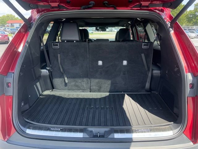 Used 2024 Toyota Grand Highlander AWD Hybrid image 18