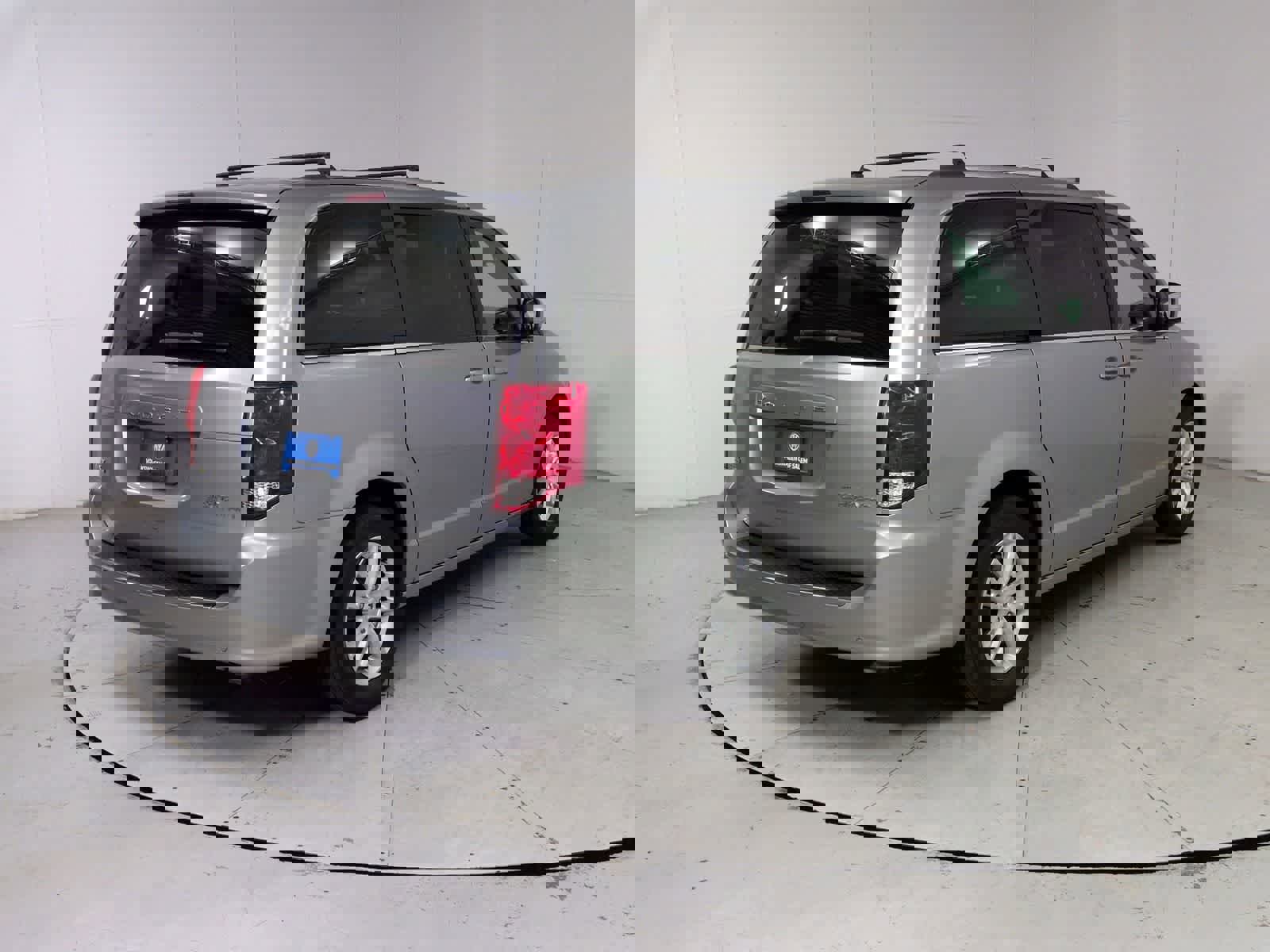 Used 2019 Dodge Grand Caravan SXT w/ Driver Convenience Group image 6