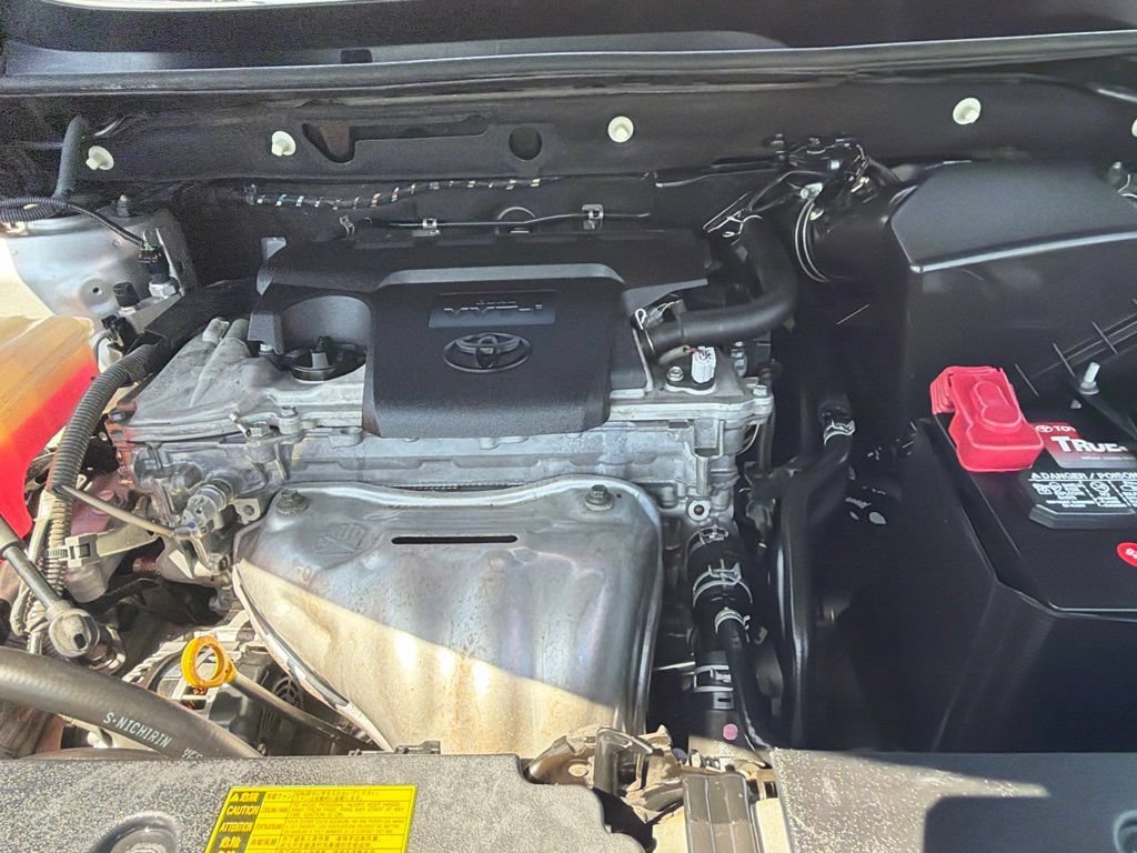 Used 2013 Toyota RAV4 Limited FWD image 37