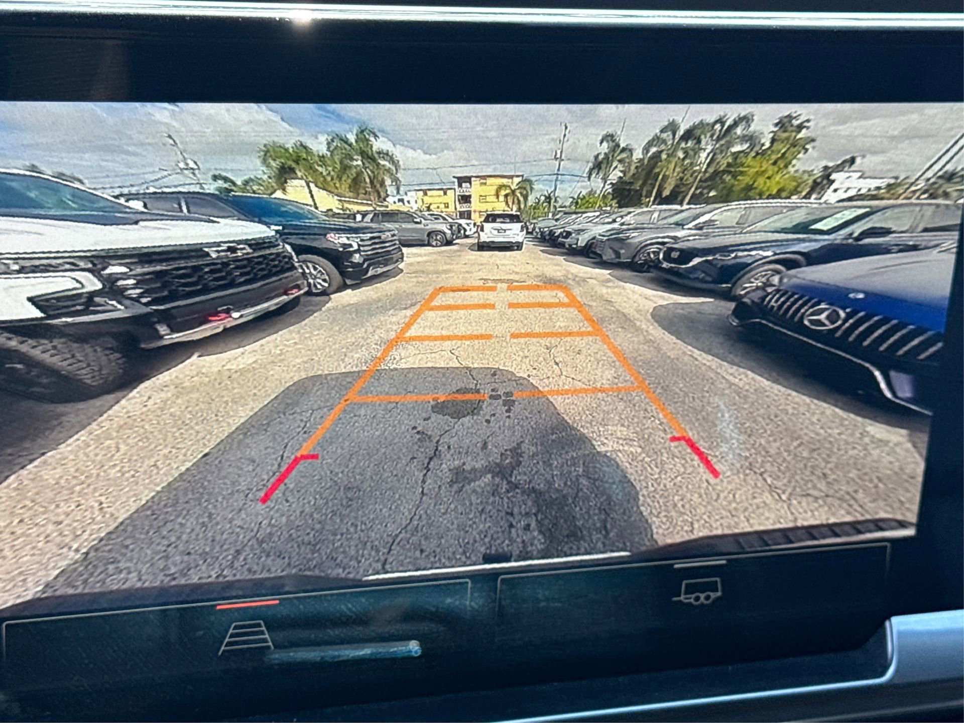 Used 2023 GMC Sierra 1500 SLT w/ SLT Premium Package image 29