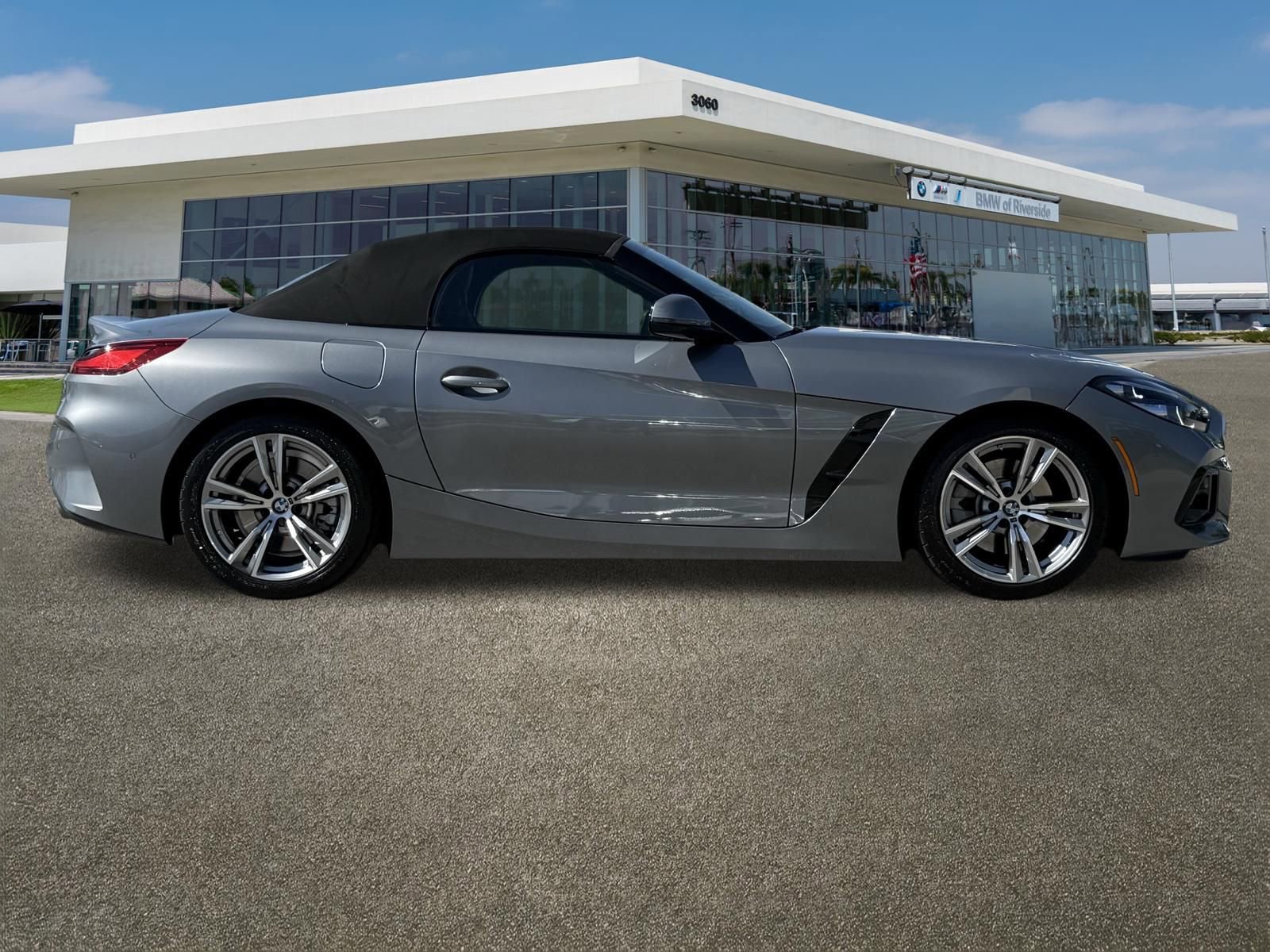 Used 2026 BMW Z4 sDrive30i image 12