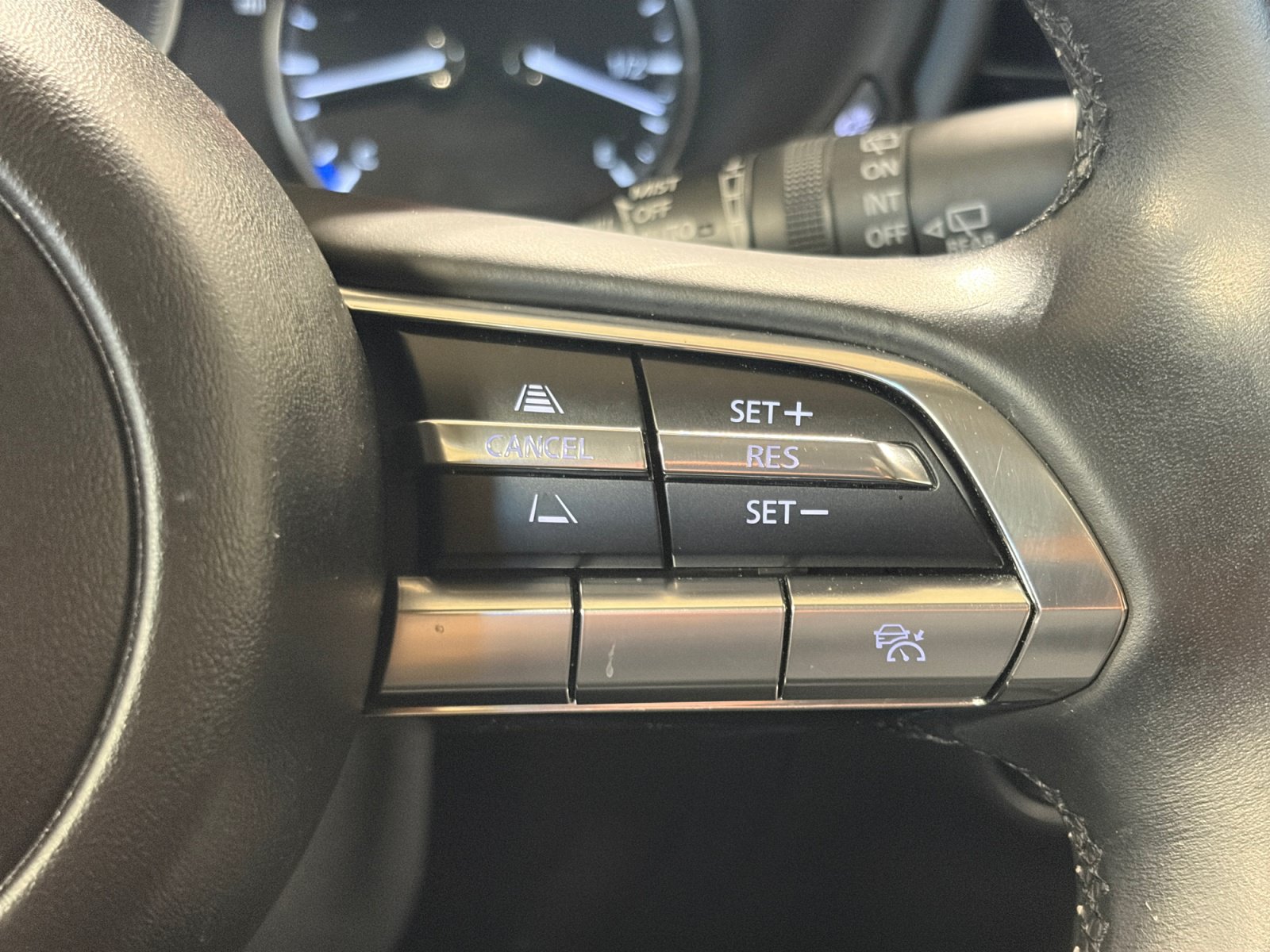 Used 2021 MAZDA CX-30 AWD 2.5 S w/ Premium Package image 19