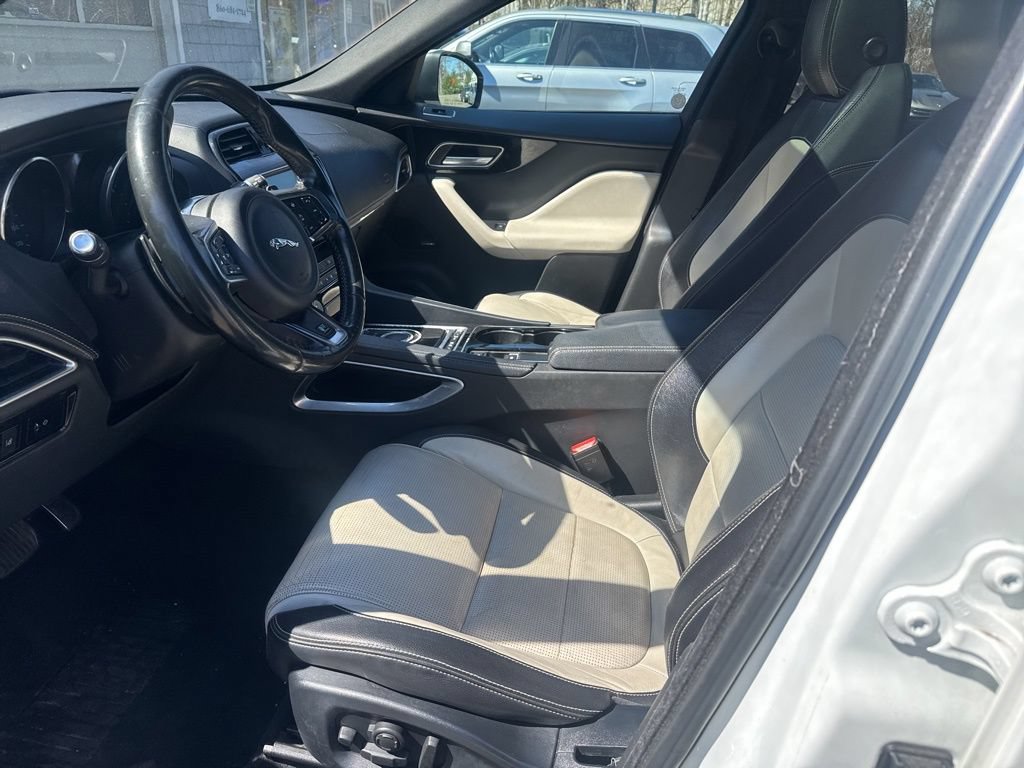 Used 2017 Jaguar F-PACE R-Sport AWD/4WD image 23