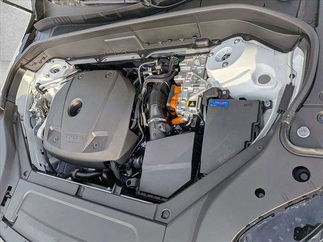 New 2026 Volvo XC90 T8 Plus w/ Protection Package Premier image 19