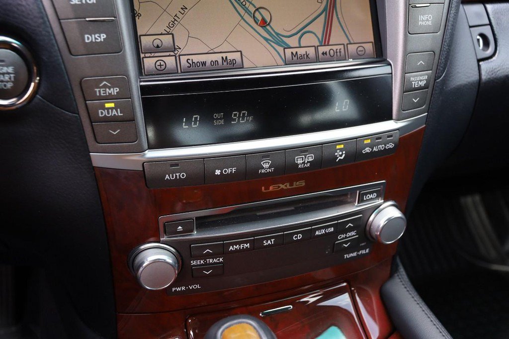 Used 2012 Lexus LS 460 w/ Comfort Pkg RWD image 21