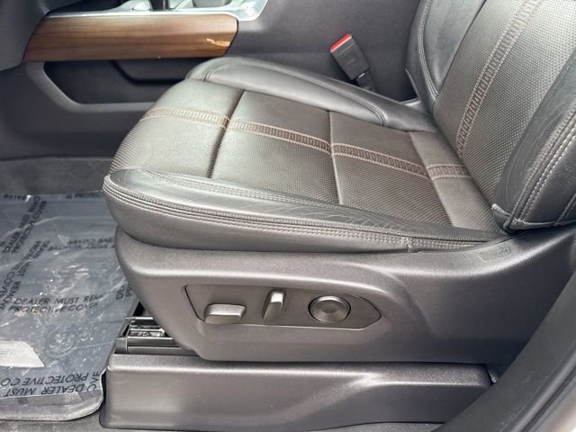 Used 2023 Chevrolet Silverado 1500 High Country w/ High Country Premium Package image 28