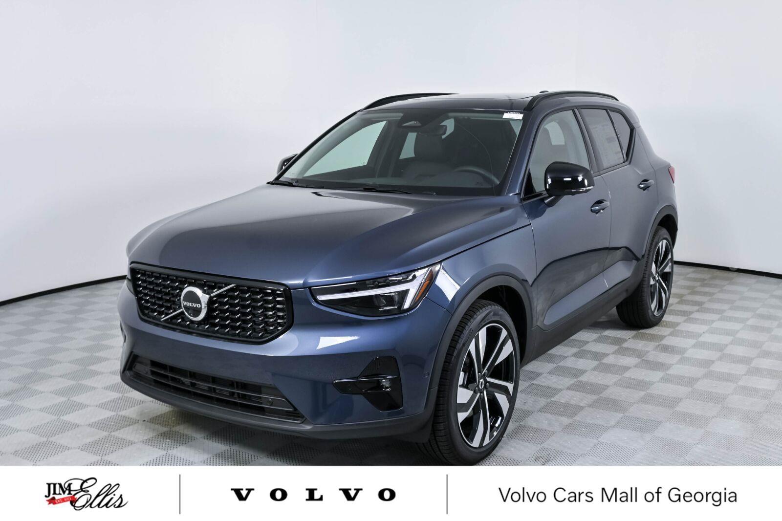 New 2026 Volvo XC40 B5 Ultra w/ Protection Package Premier AWD/4WD image 1
