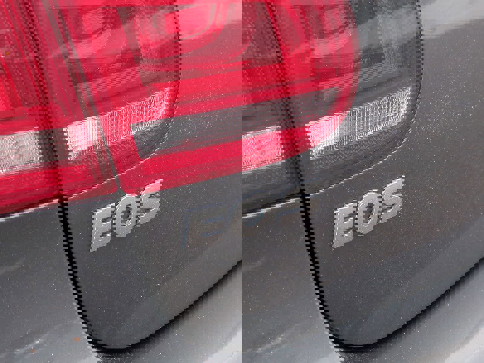 Used 2013 Volkswagen Eos Executive image 13