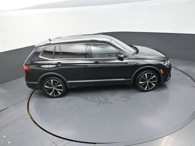 Used 2022 Volkswagen Tiguan SEL R-Line image 30