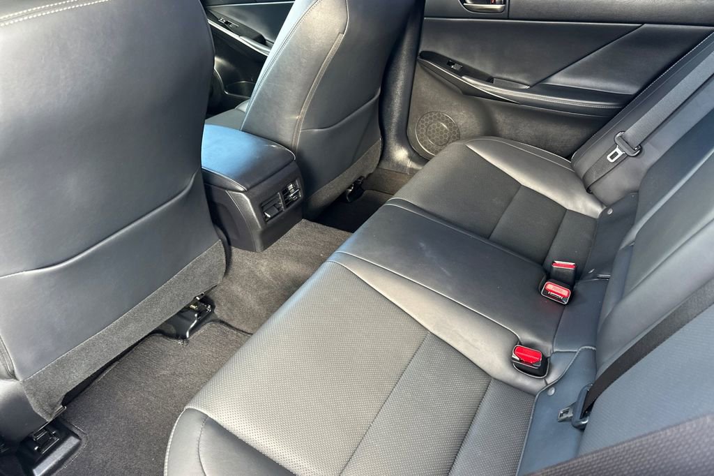 Used 2024 Lexus IS 300 F Sport w/ Accessory Package image 12