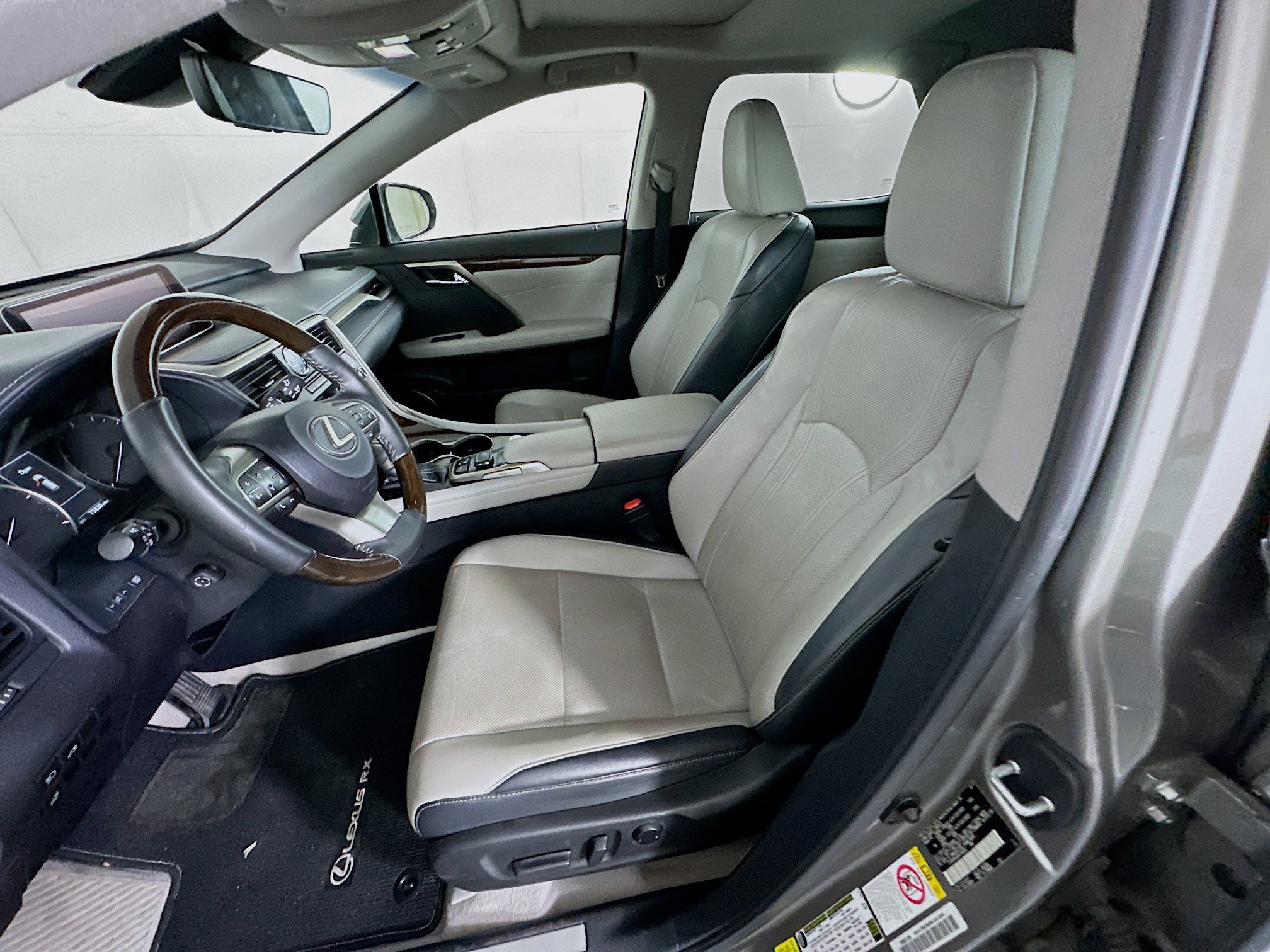 Used 2017 Lexus RX 350 AWD w/ Premium Package image 13