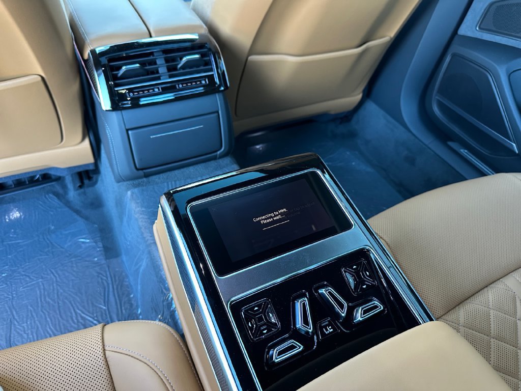 New 2027 Audi S8 AWD/4WD image 24