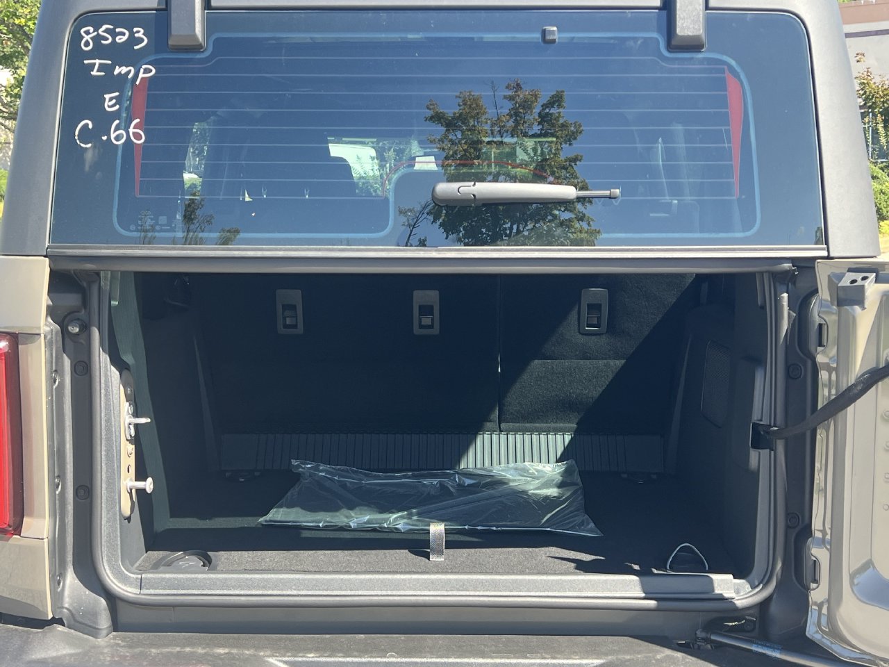 New 2026 Ford Bronco 4-Door AWD/4WD image 17